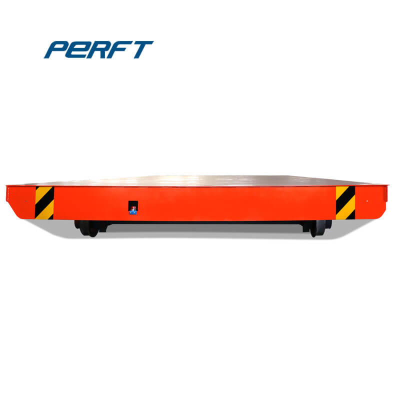 trackless transfer carriage for handling heavy material 200 